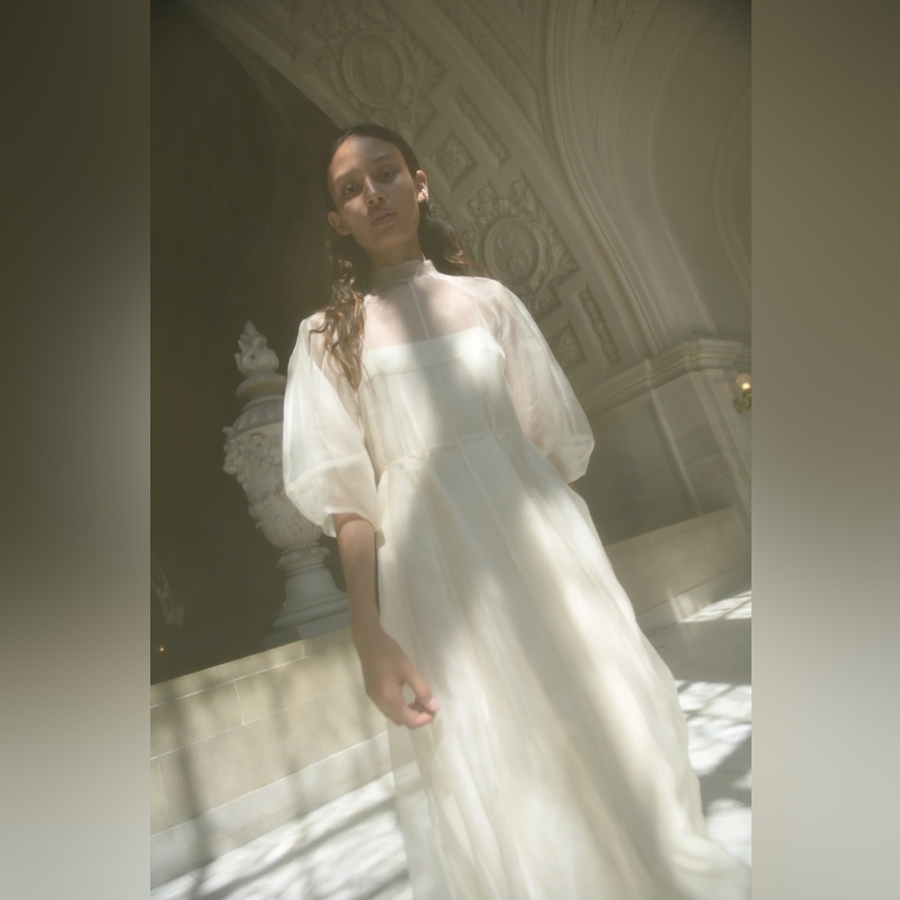 Kamperett New Meiere Gown Silk Organza Dress Ivory Medium